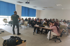 BÖLÜMÜMÜZ ÖĞRENCİLERİNE BAĞIMLILIKLA MÜCADELE KAPSAMINDA BİLGİLENDİRME YAPILDI BÖLÜMÜMÜZ ÖĞRENCİLERİNE BAĞIMLILIKLA MÜCADELE KAPSAMINDA BİLGİLENDİRME YAPILDI