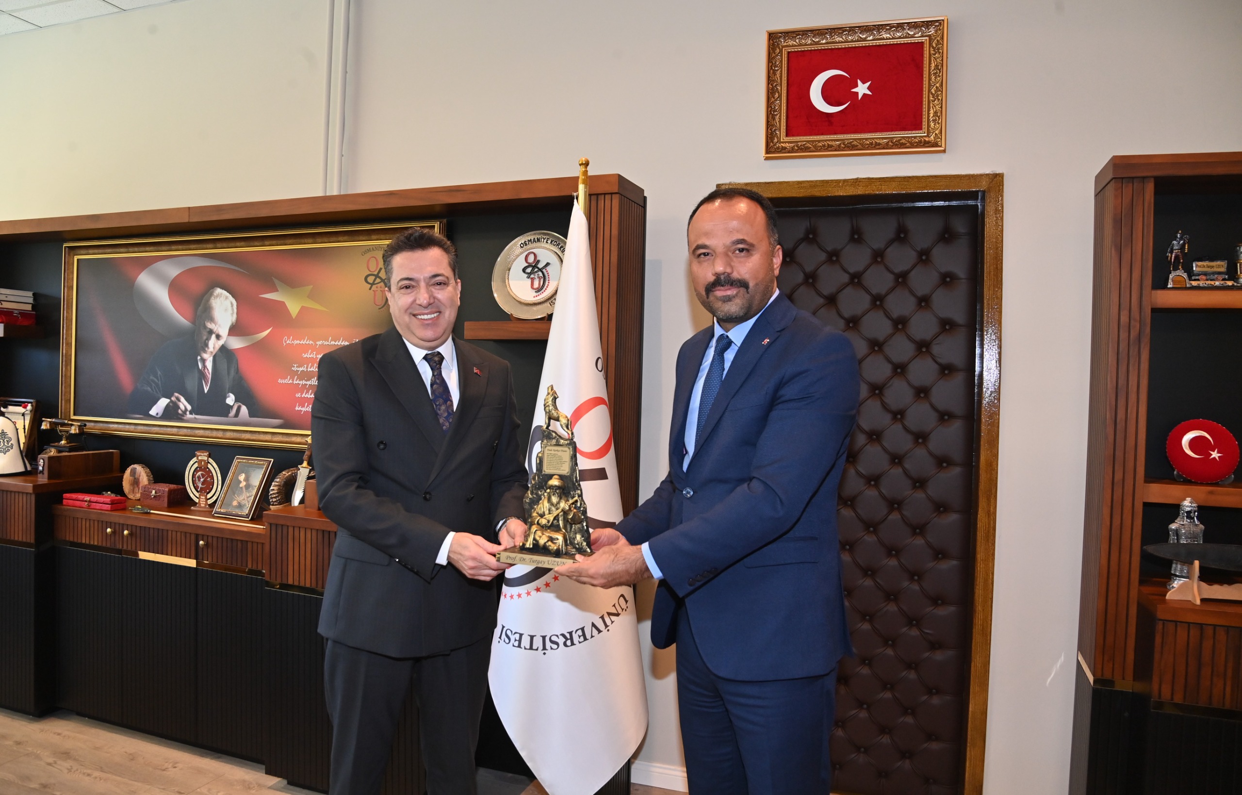 TÜRKAV Kahramanmaraş Şube Başkanı Doç. Dr. Hakan Hakkoymaz’dan Rektörümüz Prof. Dr. Turgay Uzun’a Hayırlı Olsun Ziyareti