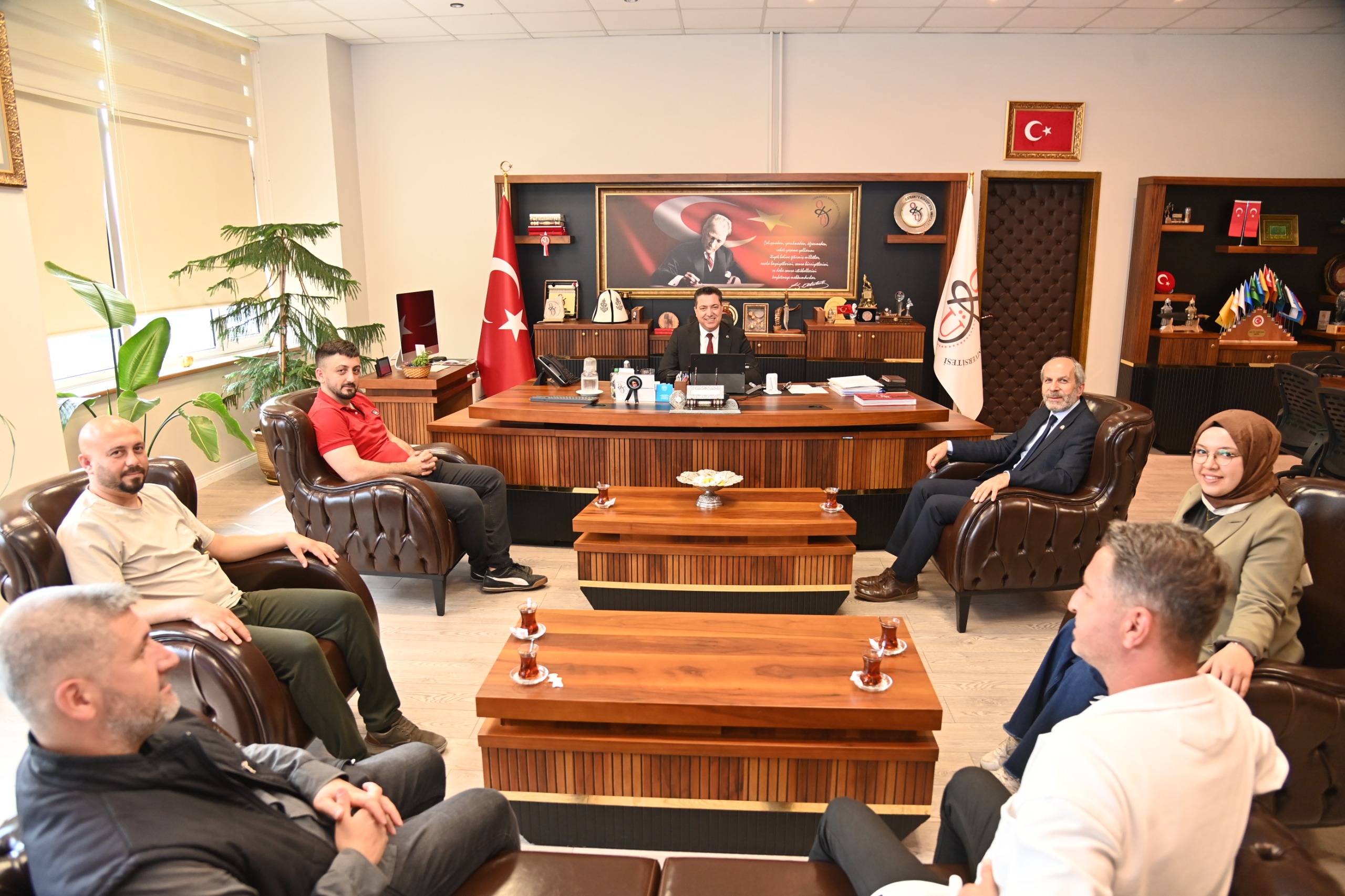 Cebelibereket Gazeteciler Cemiyeti Başkanı Ali Cihangir ve Yönetim Kurulundan Rektörümüze Hayırlı Olsun Ziyareti
