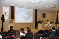 Üniversitemizde “Değişen Dünya Düzeninde Türkiye’nin Politikası” Konferansı Düzenlendi
