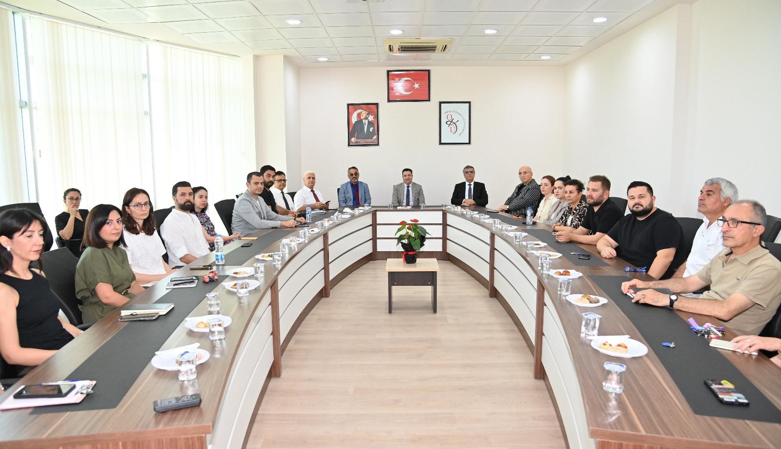 Mimarlık, Tasarım ve Güzel Sanatlar Fakültesi’nde Akademik Kurul Toplantısı Gerçekleştirildi
