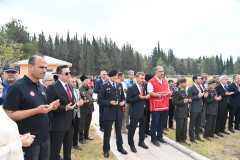 15 Temmuz Demokrasi ve Millî Birlik Günü Kapsamında Şehitlik Ziyareti Gerçekleştirildi