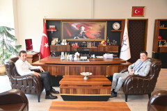Bahçe Belediye Başkanı Zeynel Mete Kadıoğlu Rektörümüzü Ziyaret Etti