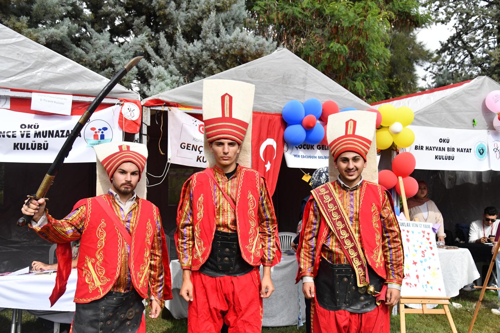 OKÜ Kulüp Tanıtım Günleri Renkli Görüntülere Sahne Oldu
