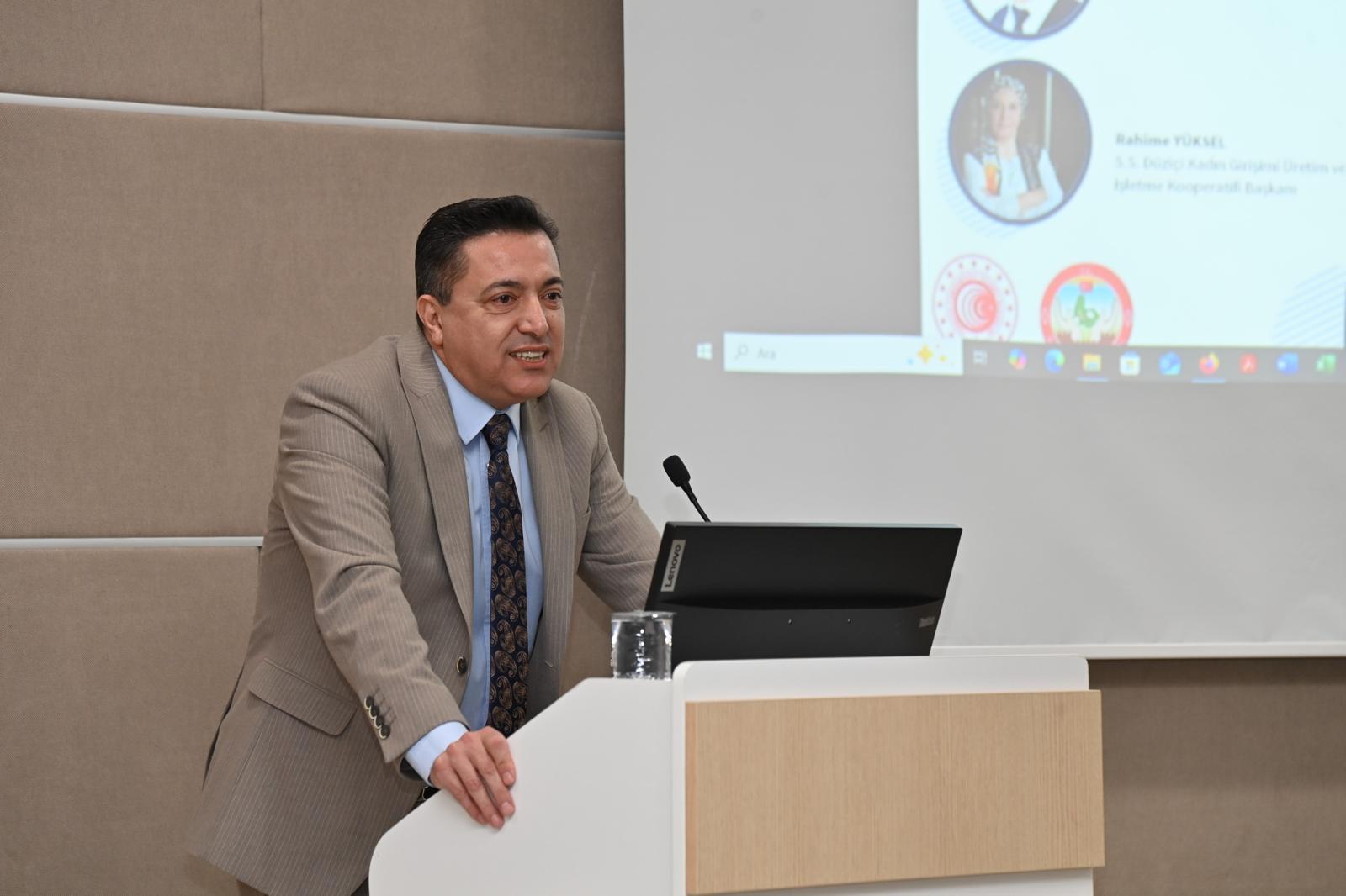 Üniversitemizde “Kampüste Dayanışmanın Gücü: Kooperatifçilikle Tanış” Konferansı Düzenlendi