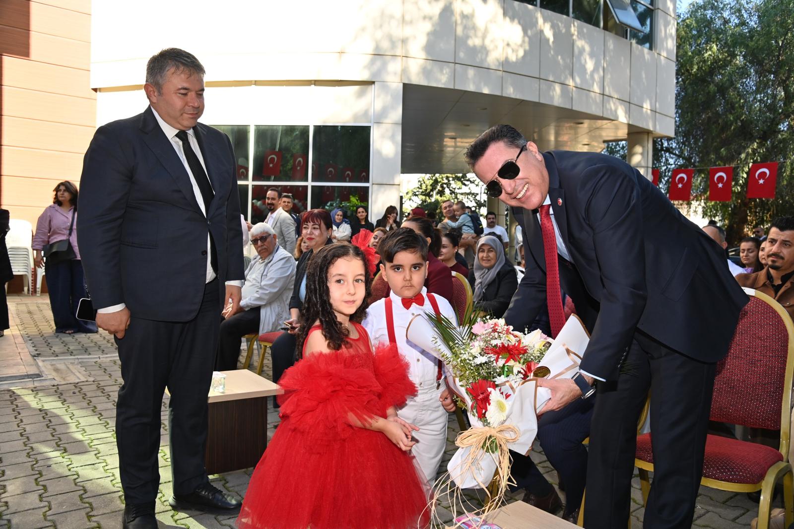 Üniversitemiz Anaokulu Öğrencilerinden Cumhuriyet Bayramı Coşkusu