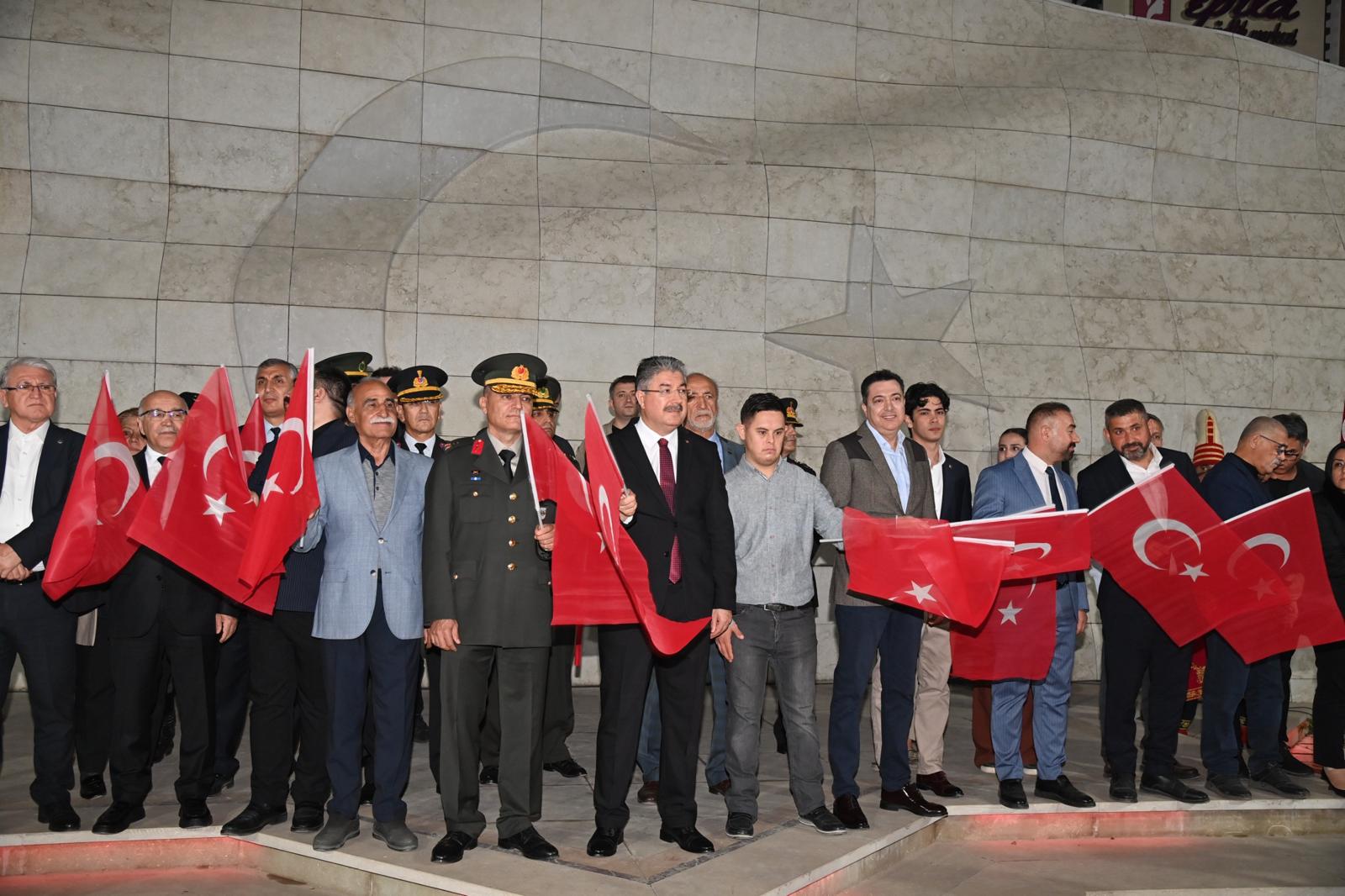 Cumhuriyet Bayramı Osmaniye'de Coşkuyla Kutlandı