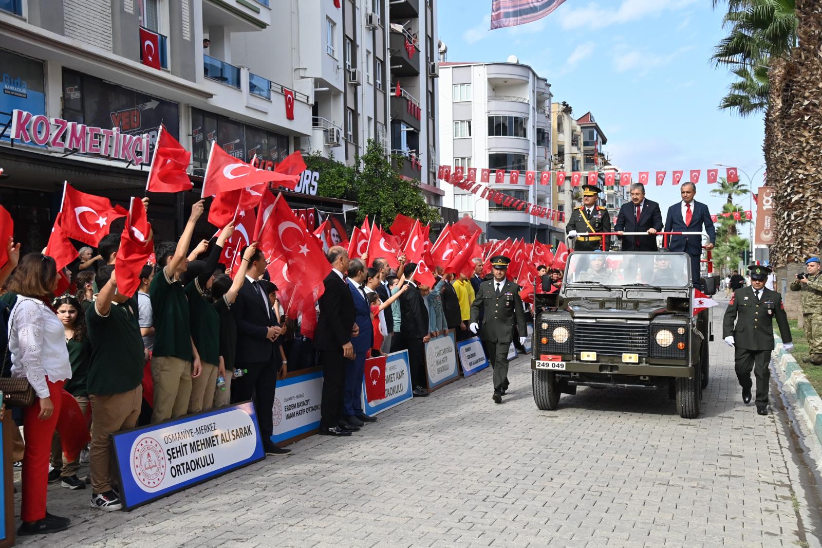 Rektörümüz Prof. Dr. Turgay Uzun, Cumhuriyet’in 102. Yılı Kutlamalarına Katıldı