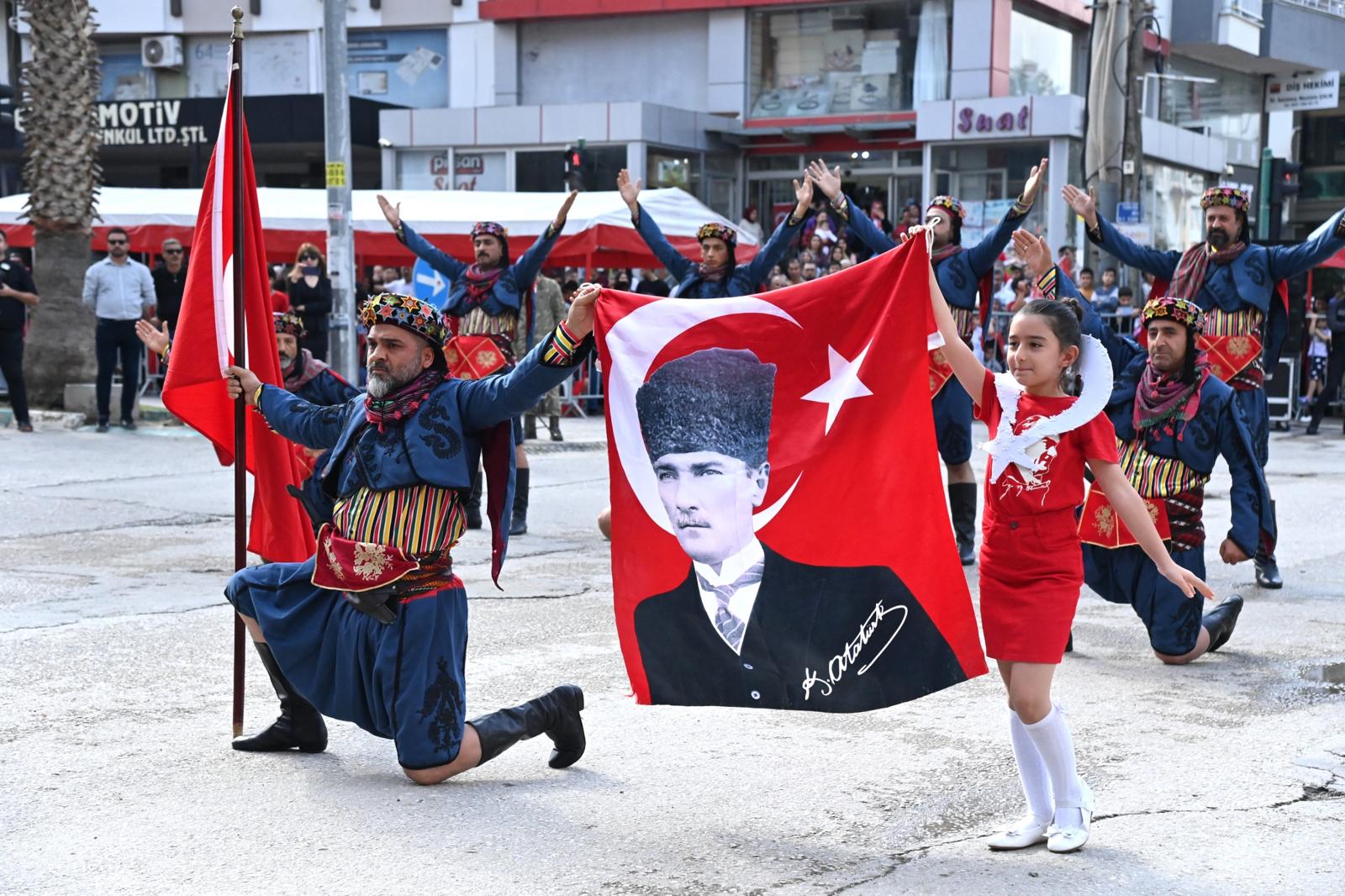 Rektörümüz Prof. Dr. Turgay Uzun, Cumhuriyet’in 102. Yılı Kutlamalarına Katıldı