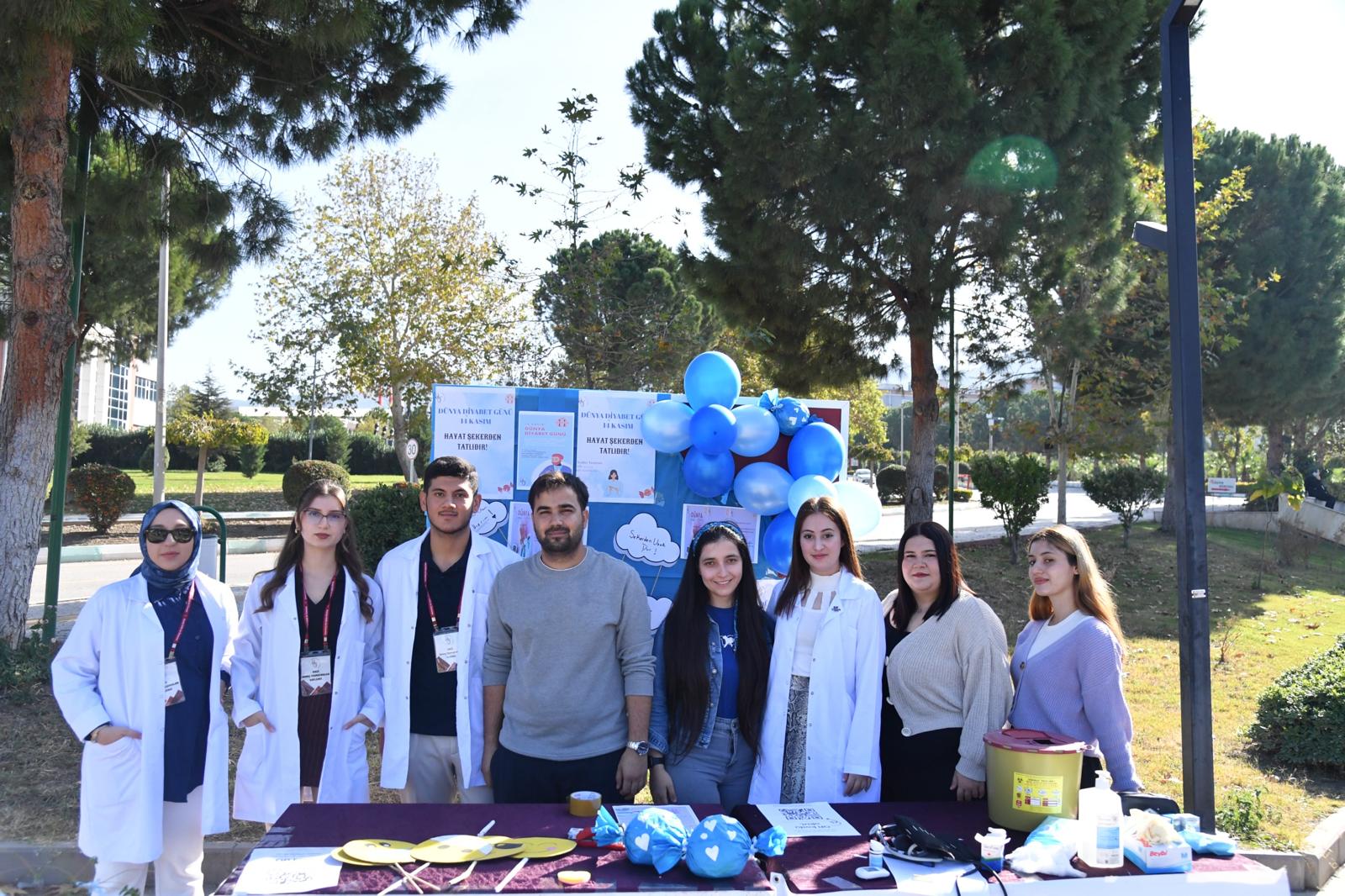 “Diyabet Haftası” Kapsamında Üniversitemizde Farkındalık Standı Kuruldu