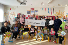 OKÜ Bilgi Çağı Kulübü’nden Kadirli’deki Okullara Kitap Bağışı