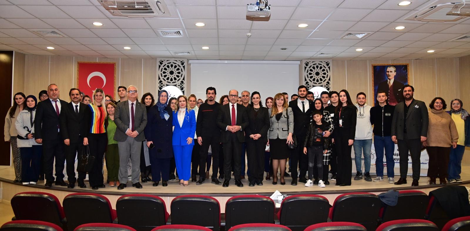 Üniversitemizde “Cengiz Aytmatov ve Türk Dili Ailesi Günü” Etkinliği Düzenlendi