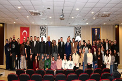 OKÜ’de “Dünya Türk Dili Ailesi” Konferansı Gerçekleştirildi