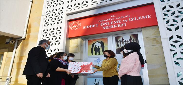 OKÜ Kadın Platformu Koordinatörlüğünden Anlamlı Bağış