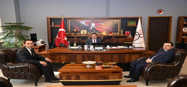 Yağlı Tohumlar Araştırma Enstitüsü Yeni Müdürü Dr. Engin Gönen’den Rektörümüze Ziyaret