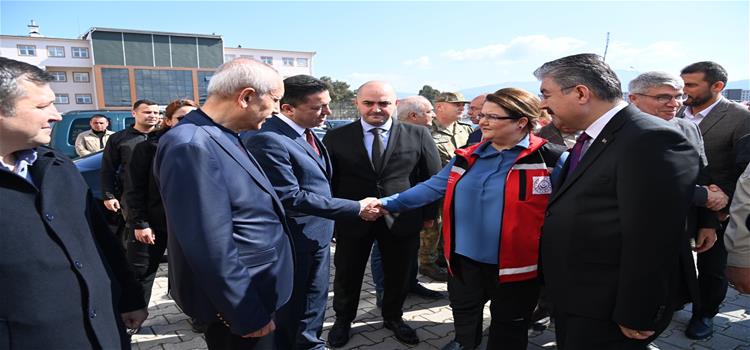 Aile ve Sosyal Hizmetler Bakanı Derya Yanık İlimizde