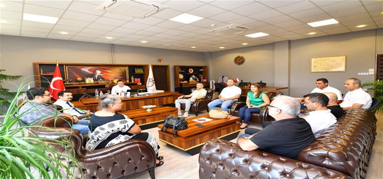 Rektörümüzden Başarılı Bulunan Projeler İçin Tebrik