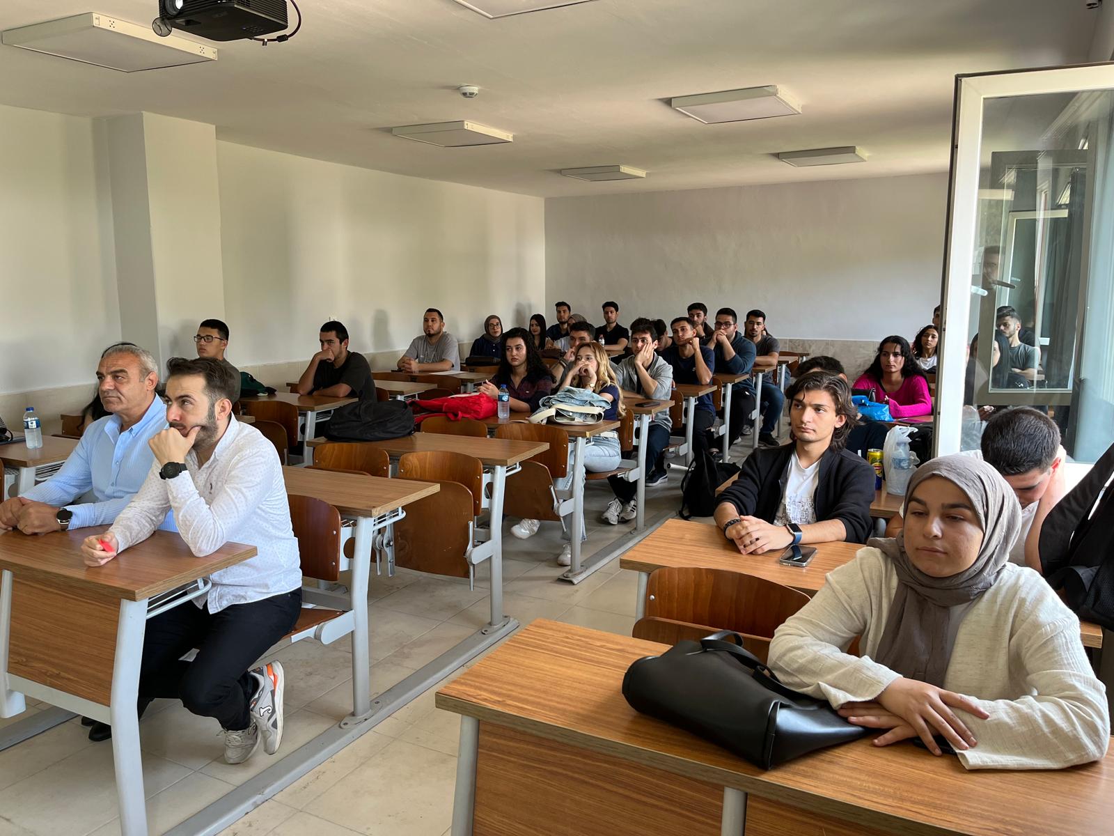 Beden Eğitimi ve Spor Öğretmenliği Bölümü öğrencilerine yönelik “Kalite Güvencesi Farkındalık Eğitimi” düzenlendi