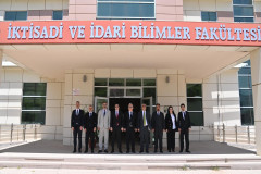 Fakültemizde 2024-2025 Eğitim-Öğretim Yılı Bahar Dönemi Akademik Kurul Toplantısı Gerçekleştirildi