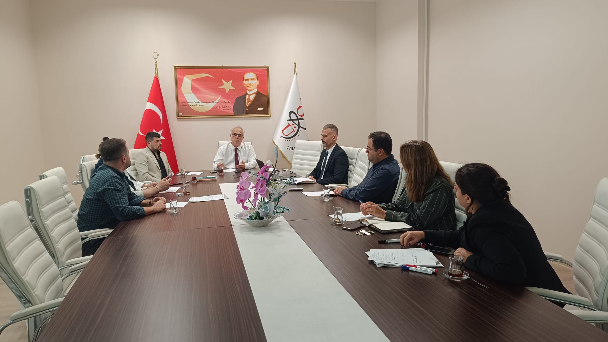 İİBF’de Bölüm Başkan Yardımcılarıyla Kalite Akreditasyon Çalışmaları Değerlendirildi