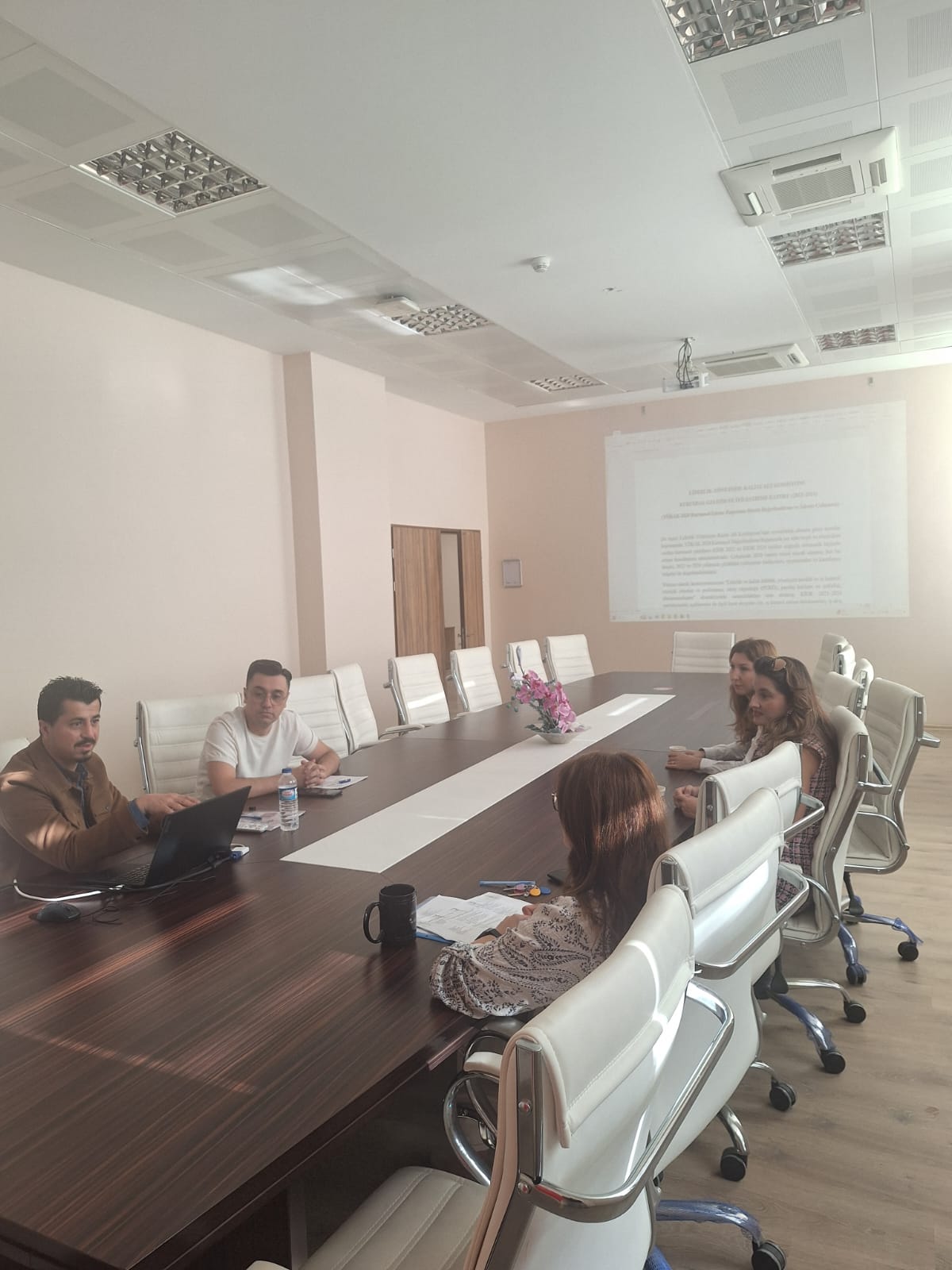 Fakültemizde Liderlik, Yönetim ve Kalite Alt Komisyonu Toplantısı Gerçekleştirildi