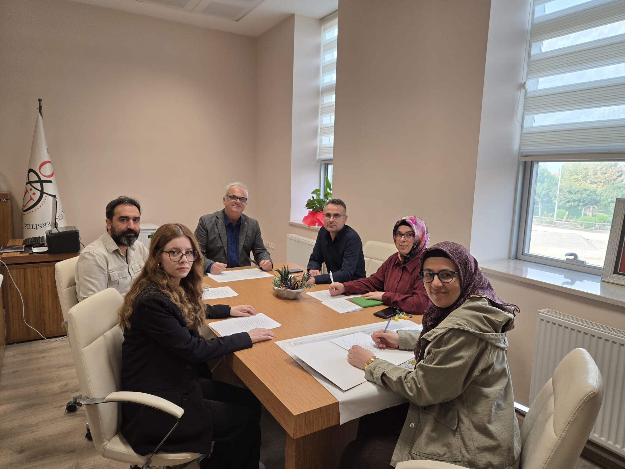 YÖKAK Değerlendirmesi Öncesinde Fakültemiz Öz Değerlendirme Raporu Hazırlama Komisyonu Toplantı Gerçekleştirdi