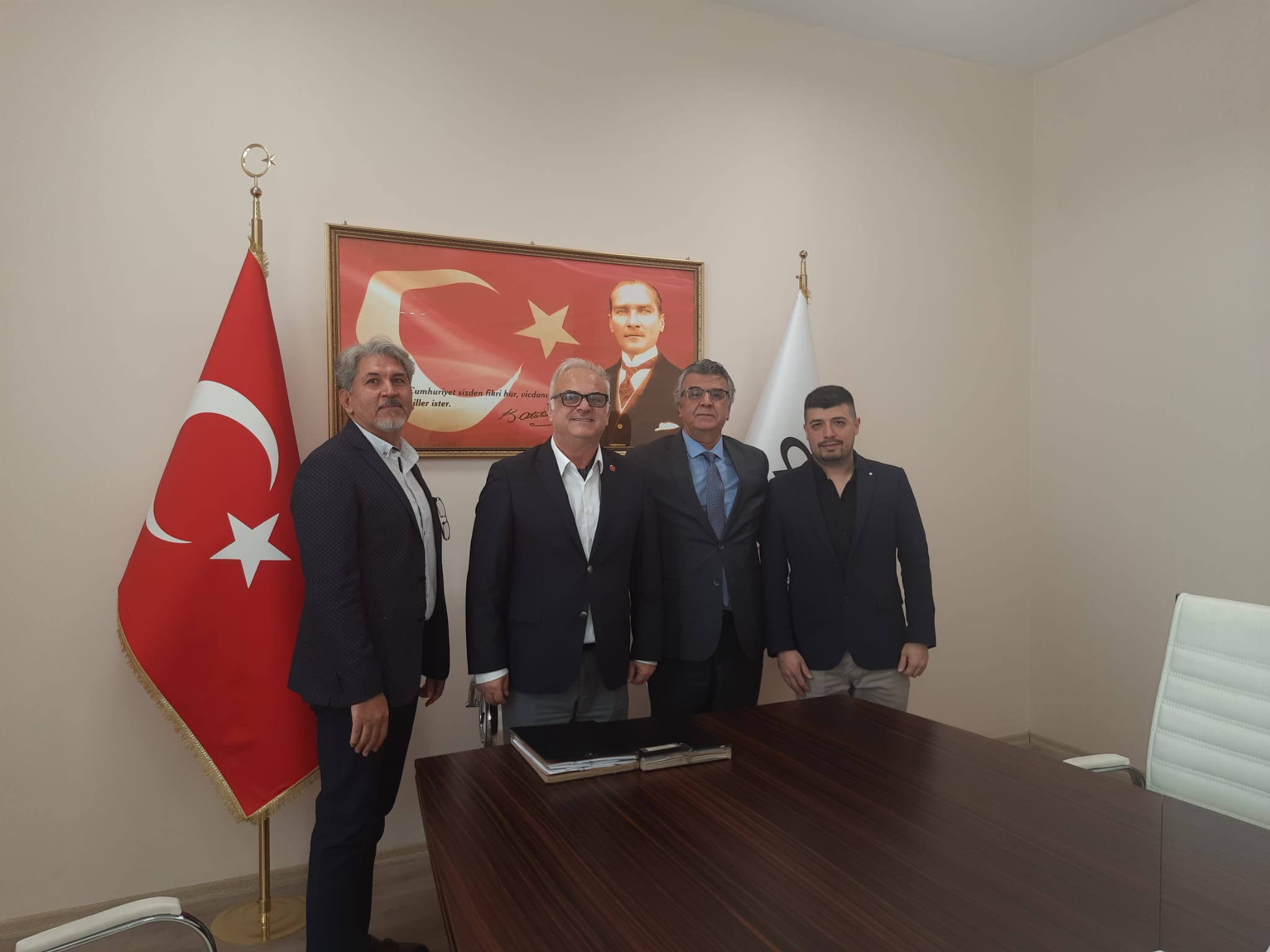 İşletme Bölümü ve Uluslararası Ticaret ve Lojistik Bölümü Arasında Çift Anadal ve Yan Dal Protokolleri İmzalandı