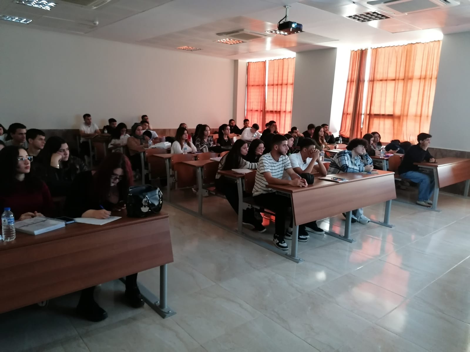 İktisat Bölümünde Akreditasyon ve Kalite Güvence Sistemi Farkındalık Toplantısı Gerçekleştirildi