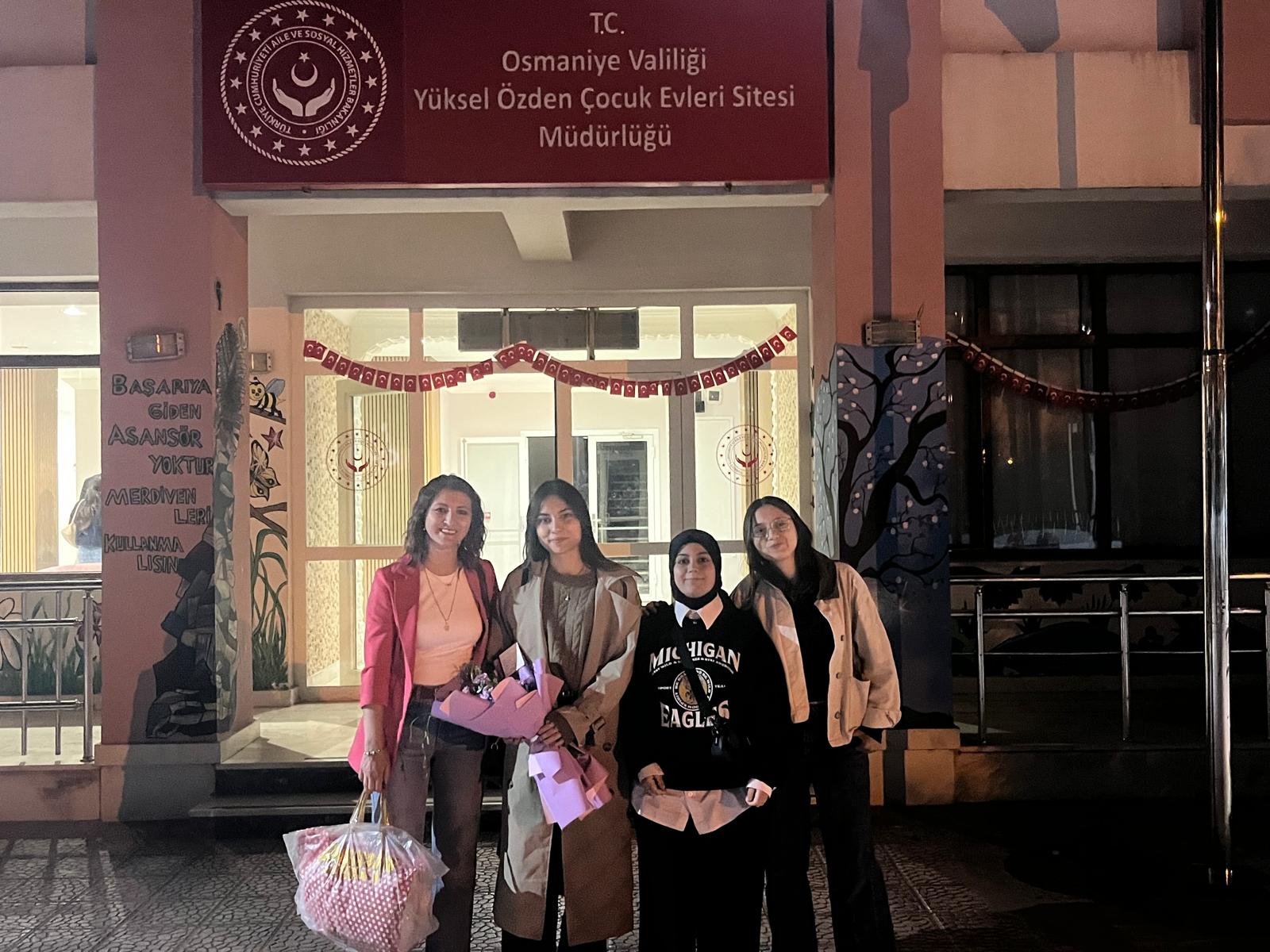 Öğrencilerimizden Çocuk Evlerine Ziyaret