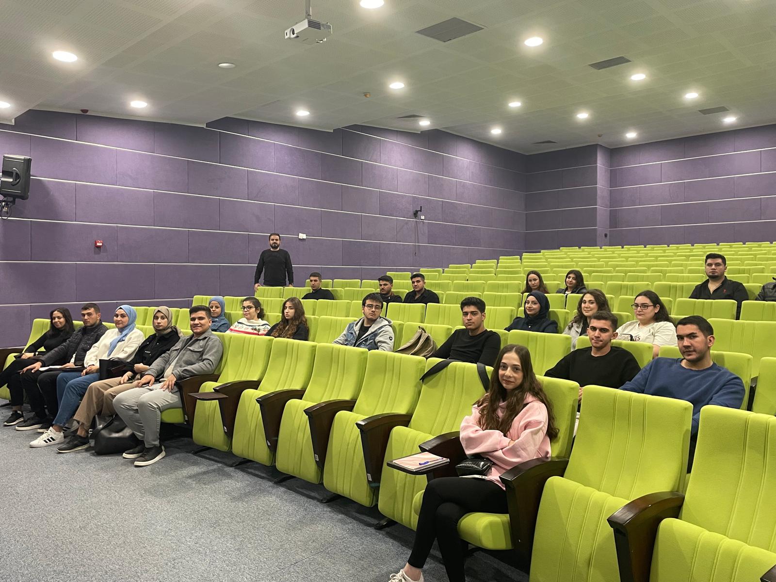 Siyaset Bilimi ve Kamu Yönetimi Bölümünde Sınav Sonrası Bilgilendirme Toplantıları Gerçekleştirildi