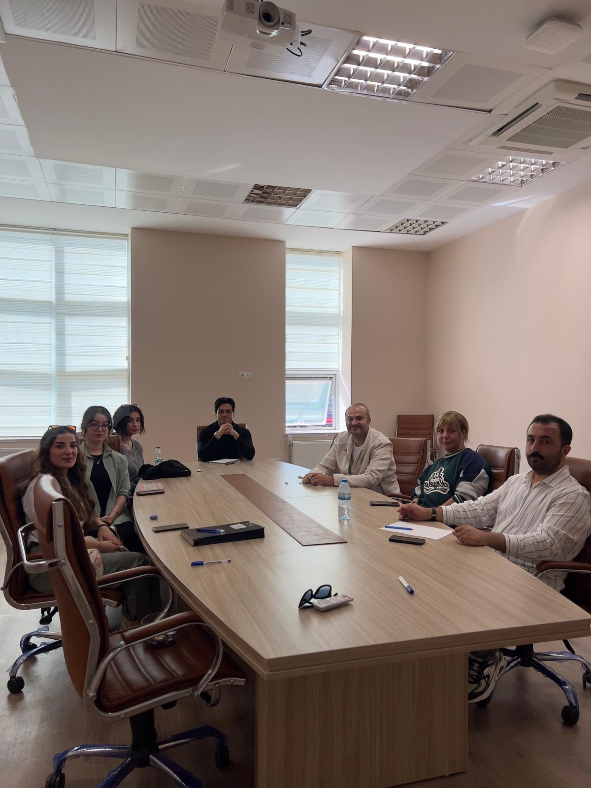 Uluslararası İlişkiler Bölümü Öğrenci Danışma Kurulu Toplantısı Gerçekleşti