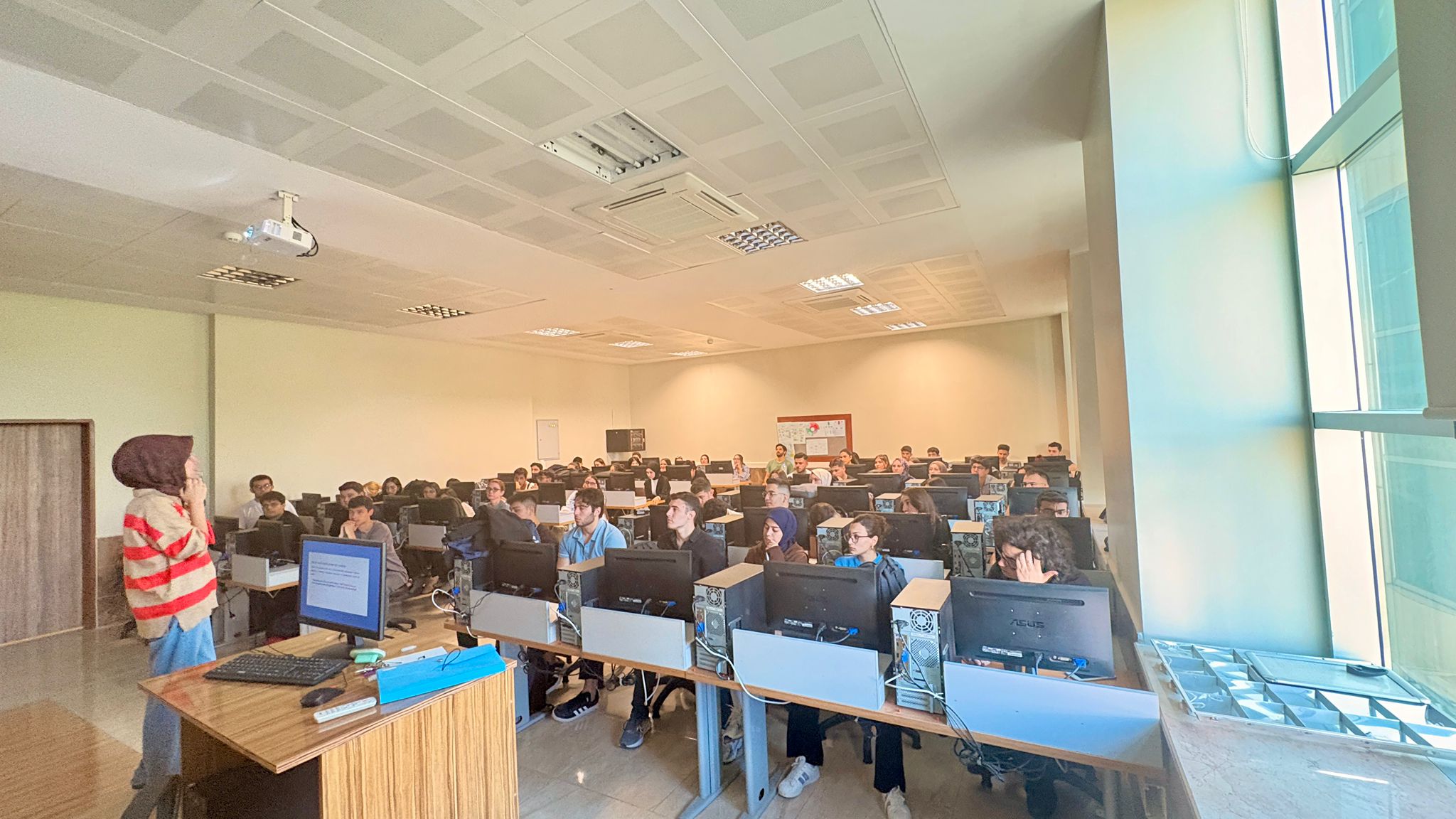 Bölümümüzde Kurumsal Akreditasyon Farkındalık Sunumları Gerçekleştirildi