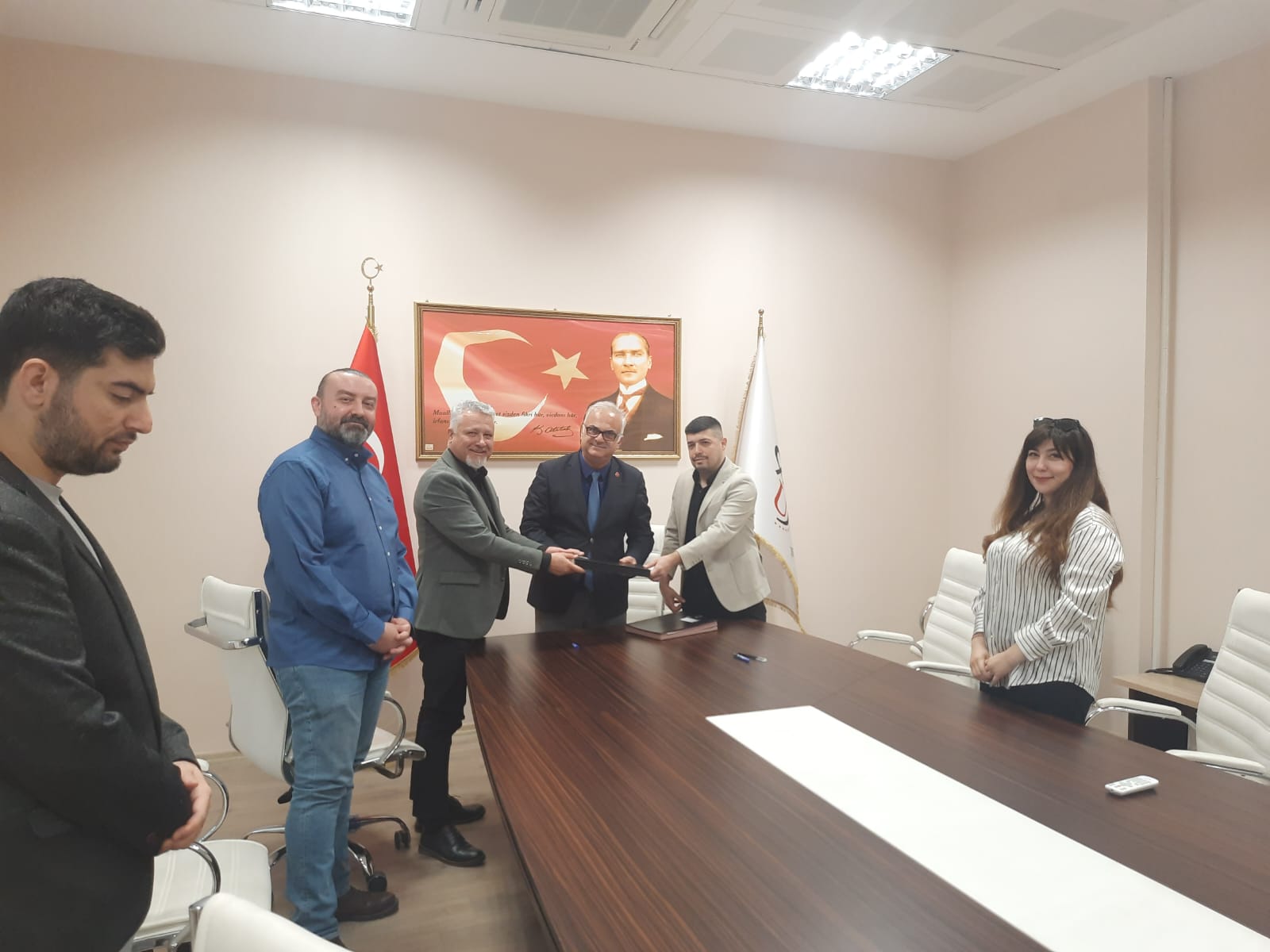 YÖNETİM BİLİŞİM SİSTEMLERİ BÖLÜMÜ İLE İŞLETME BÖLÜMÜ ARASINDA ÇİFT ANADAL VE YAN DAL PROTOKOLLERİ İMZALANDI