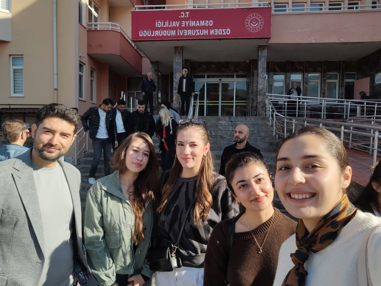 Öğrencilerimiz Özden Huzurevi'ni Ziyaret Etti