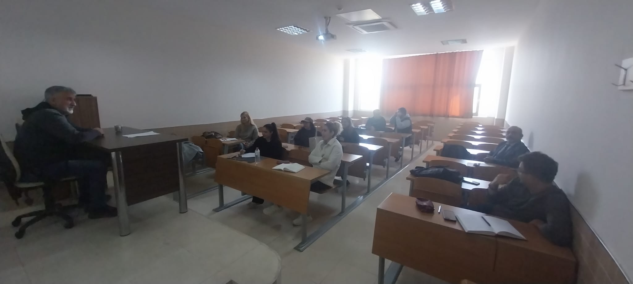 Dördüncü Sınıf Öğrencilerimizin Danışman Toplantısı 17.11.2025 Tarihinde Gerçekleşmiştir