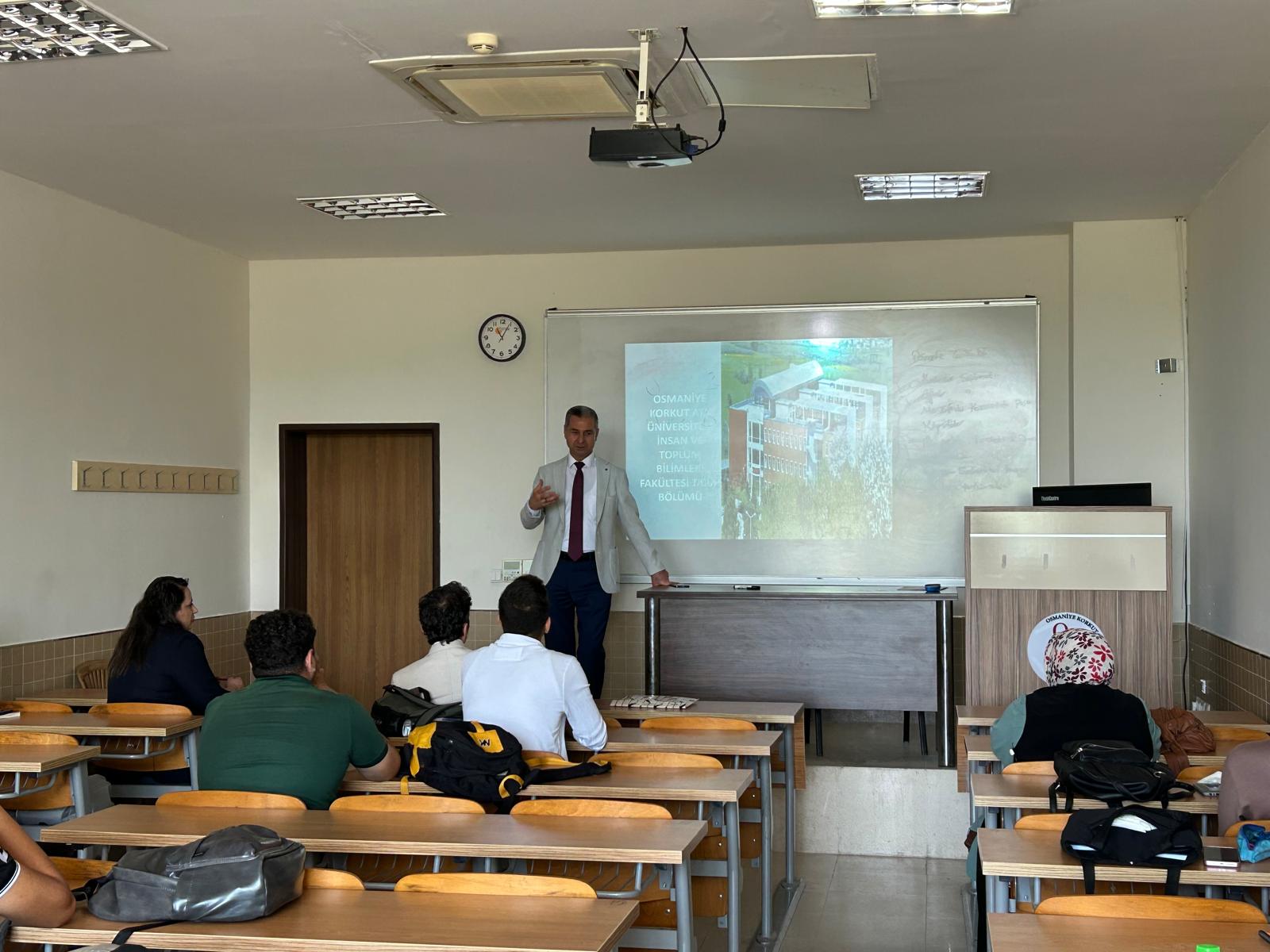 TARİH BÖLÜMÜ ORYANTASYON PROGRAMI GERÇEKLEŞTİRİLDİ