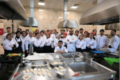 GASTRONOMİ ÖĞRENCİLERİNE “MODERN EKMEK YAPIM TEKNİKLERİ” WORKSHOPU