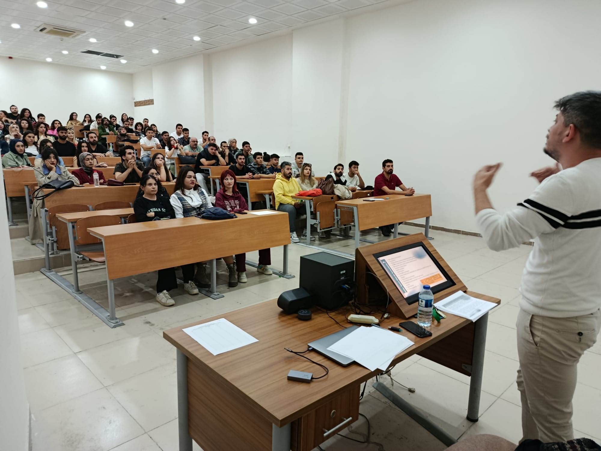 Bölümlerimizde Akreditasyon Süreci Öğrenci Bilgilendirme Toplantısı Yapıldı