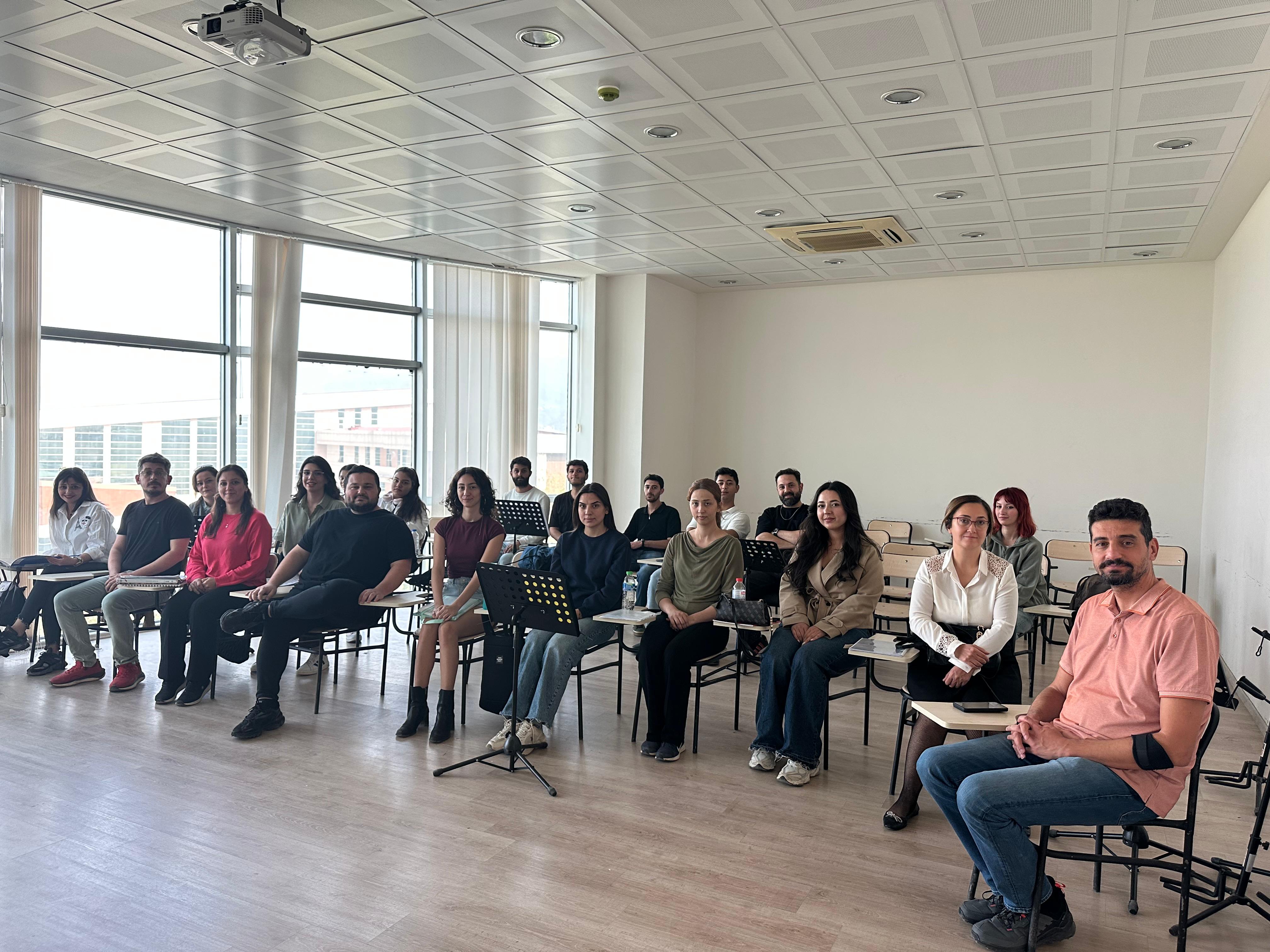 Ara Sınav Öncesi Öğrenci Toplantısı Yapıldı.