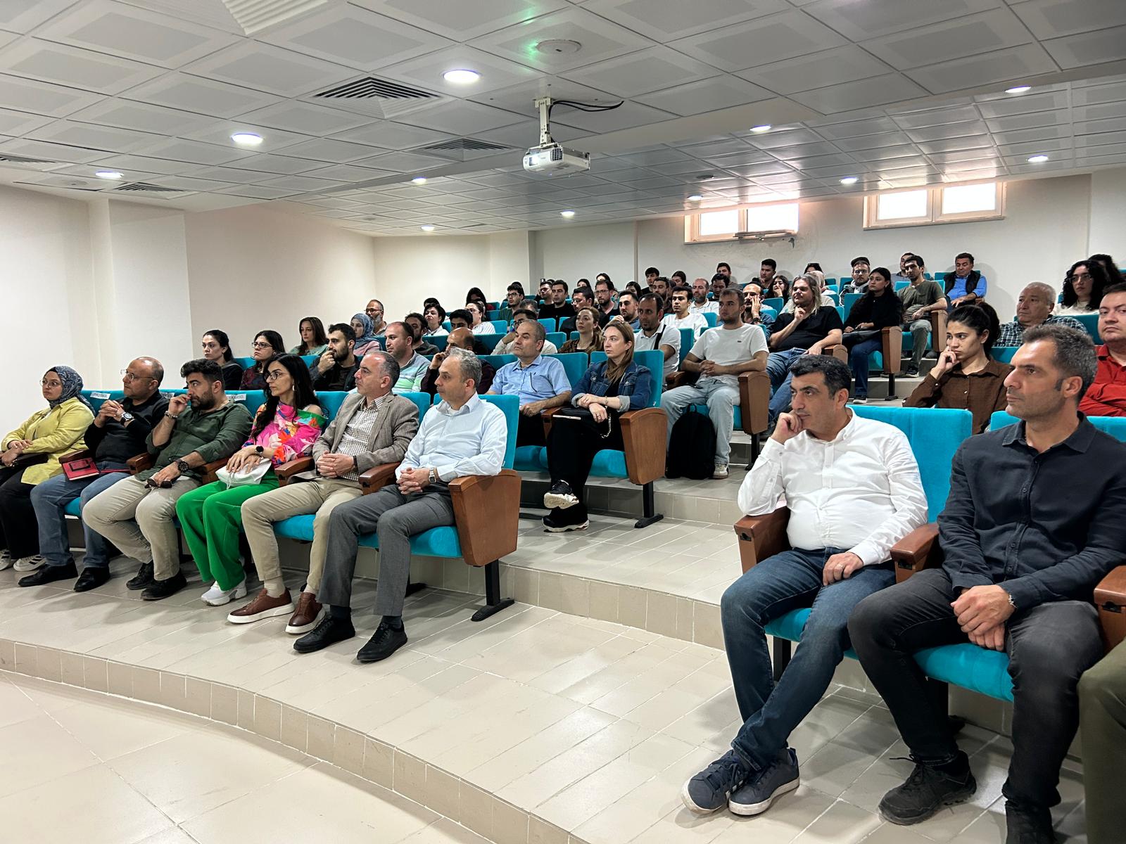 Fakültemizde 'TÜBİTAK 2209 Eğitimi' verildi