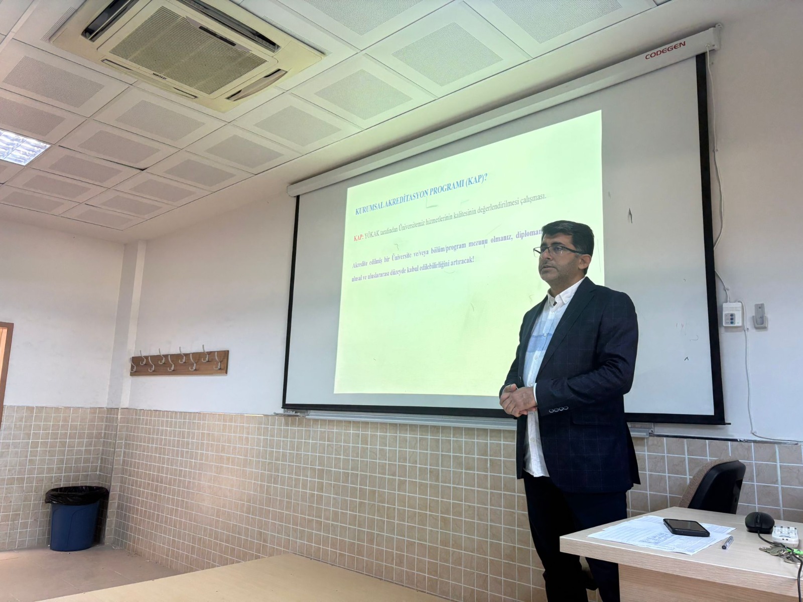 Bölümümüze Yeni Başlayan Öğrencilerimiz İçin Öğrenci Kalite Bilgilendirme Sunumu Yapıldı