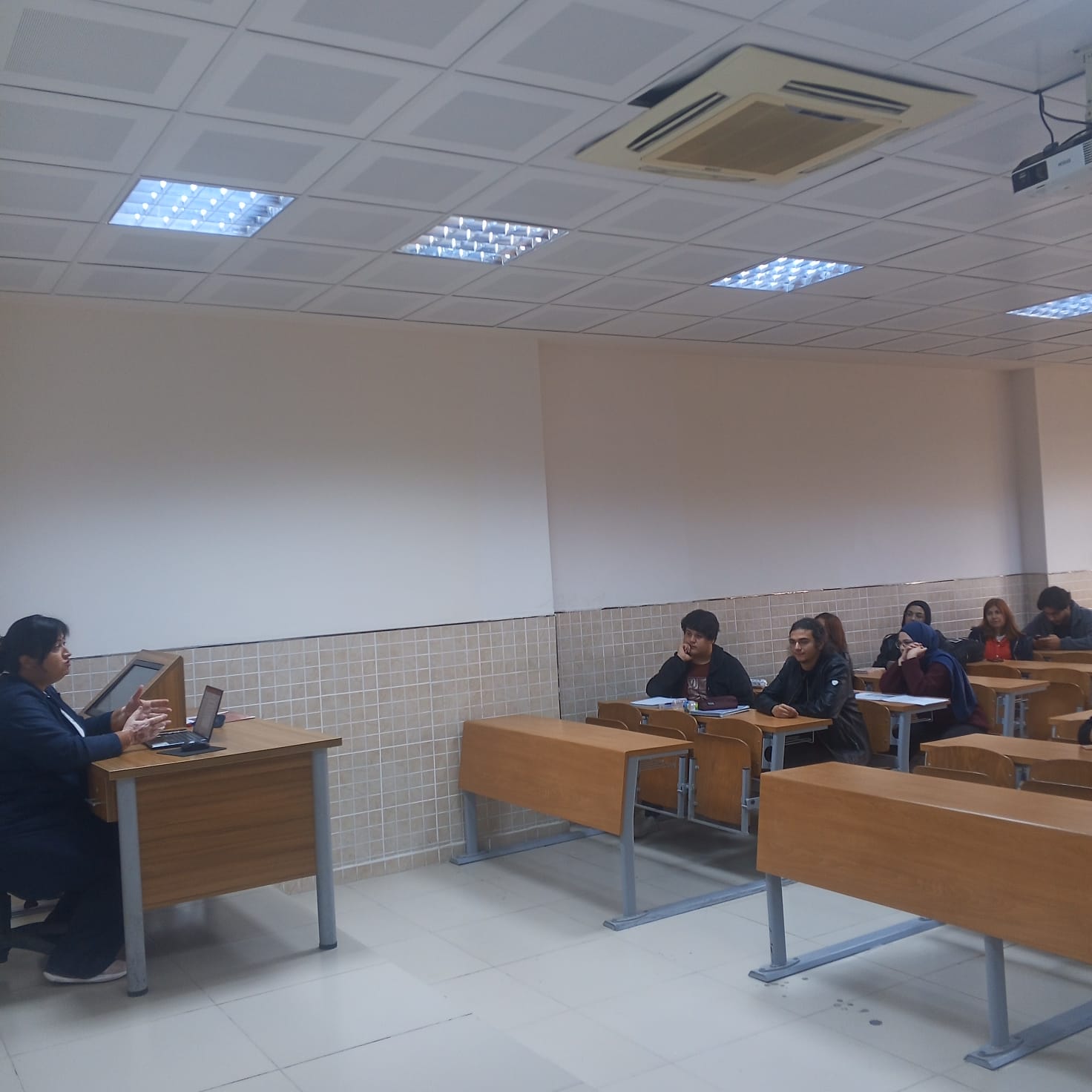 Ulusal ve Uluslararası Öğrenci Değişim Programları Toplantısı 