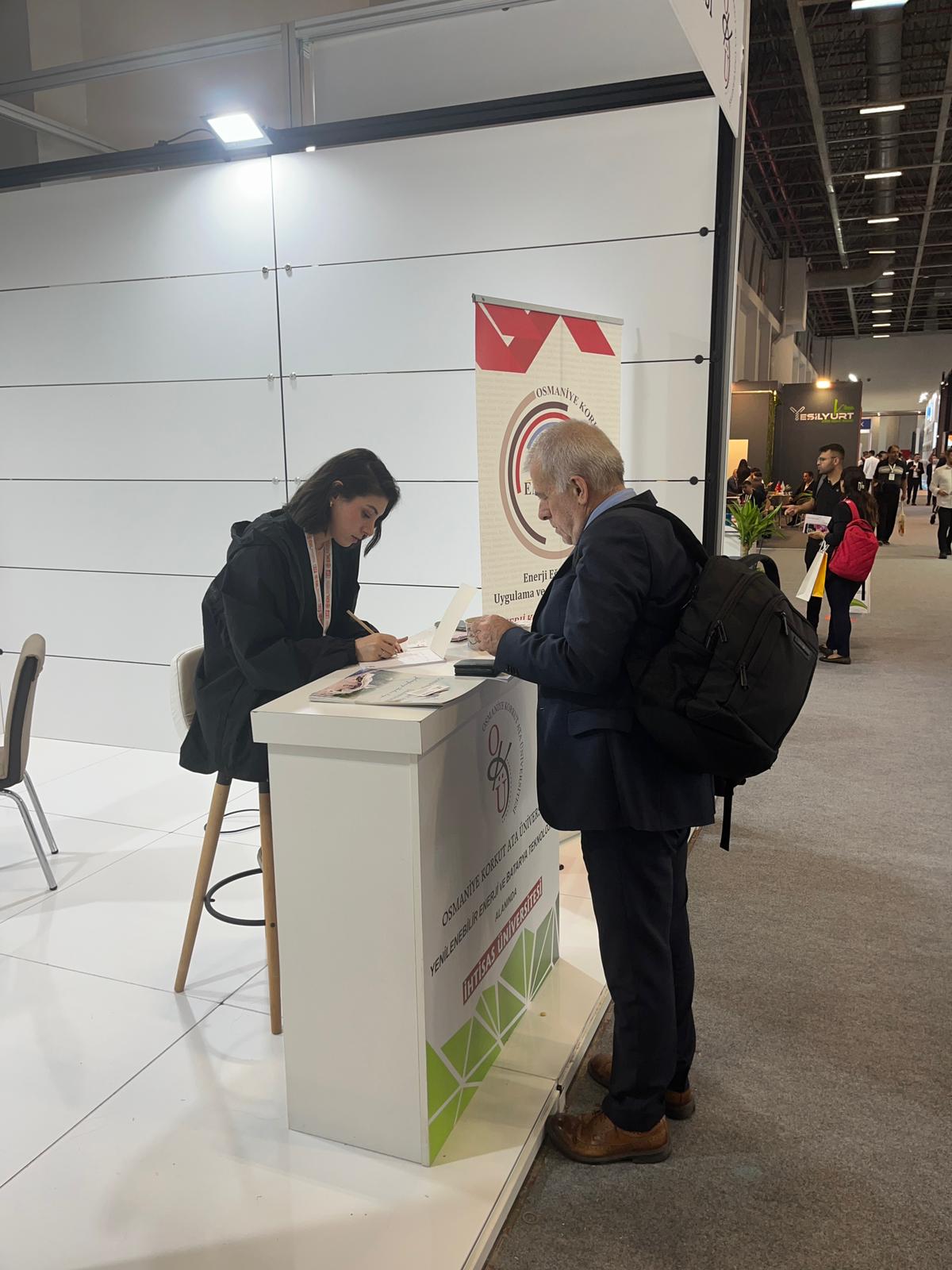 Bölümümüz Öğretim Elemanları, YEBTEK Çalışmalarıyla 18. Dünya Enerji Kongresi’ne Katıldı