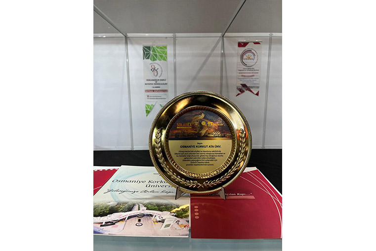 Bölümümüz Öğretim Elemanları SolarEX 2025 Fuarı’nda Yer Aldı