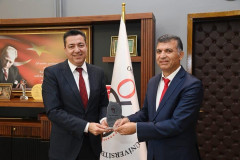 Rektörümüz, Dünyanın En Etkili Bilim İnsanları Listesinde Yer Alan Öğretim Üyelerimizi Tebrik Etti