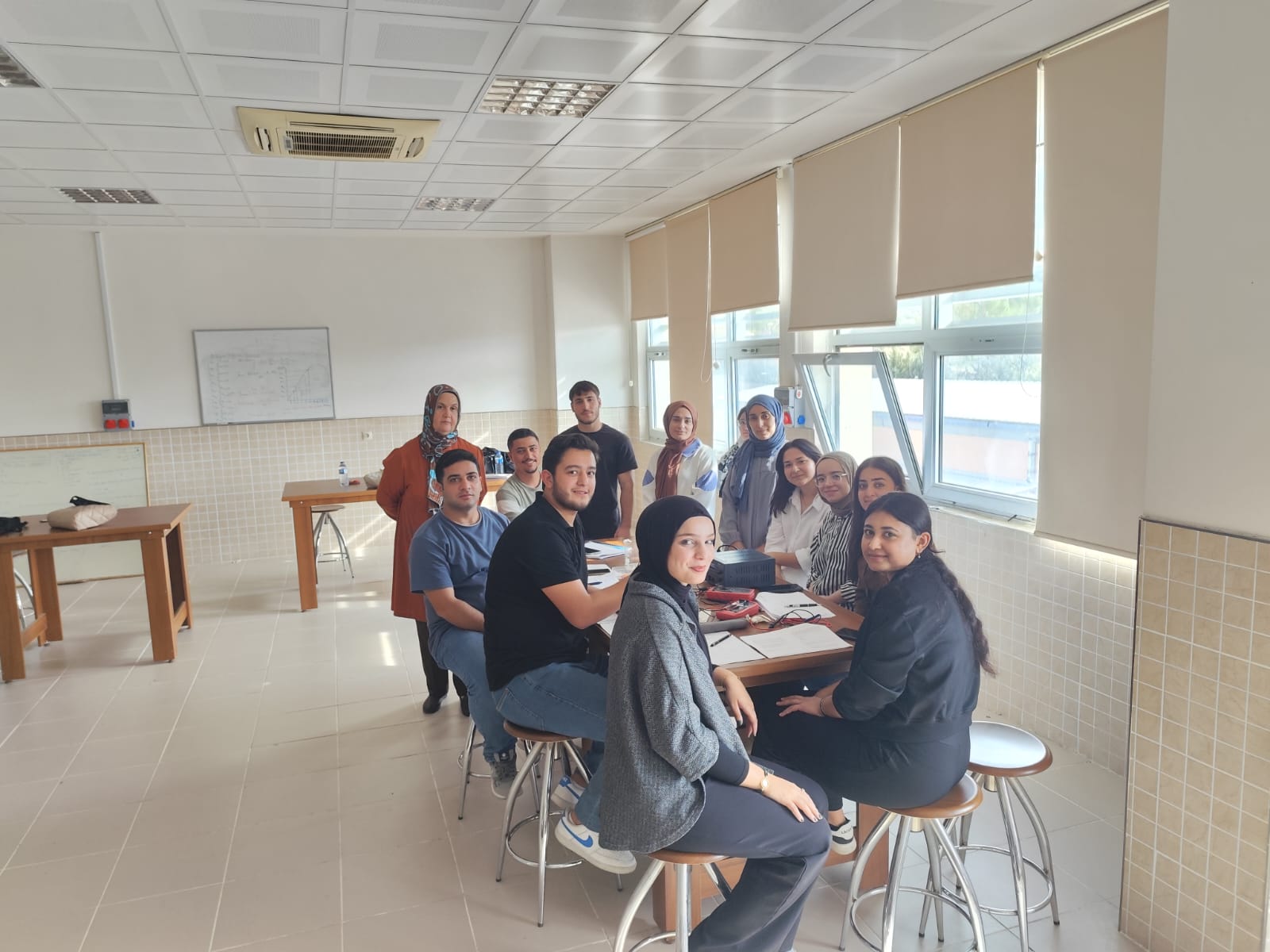 OKÜ Fizik Bölümünde Danışman–Öğrenci Görüşmeleri Tamamlandı