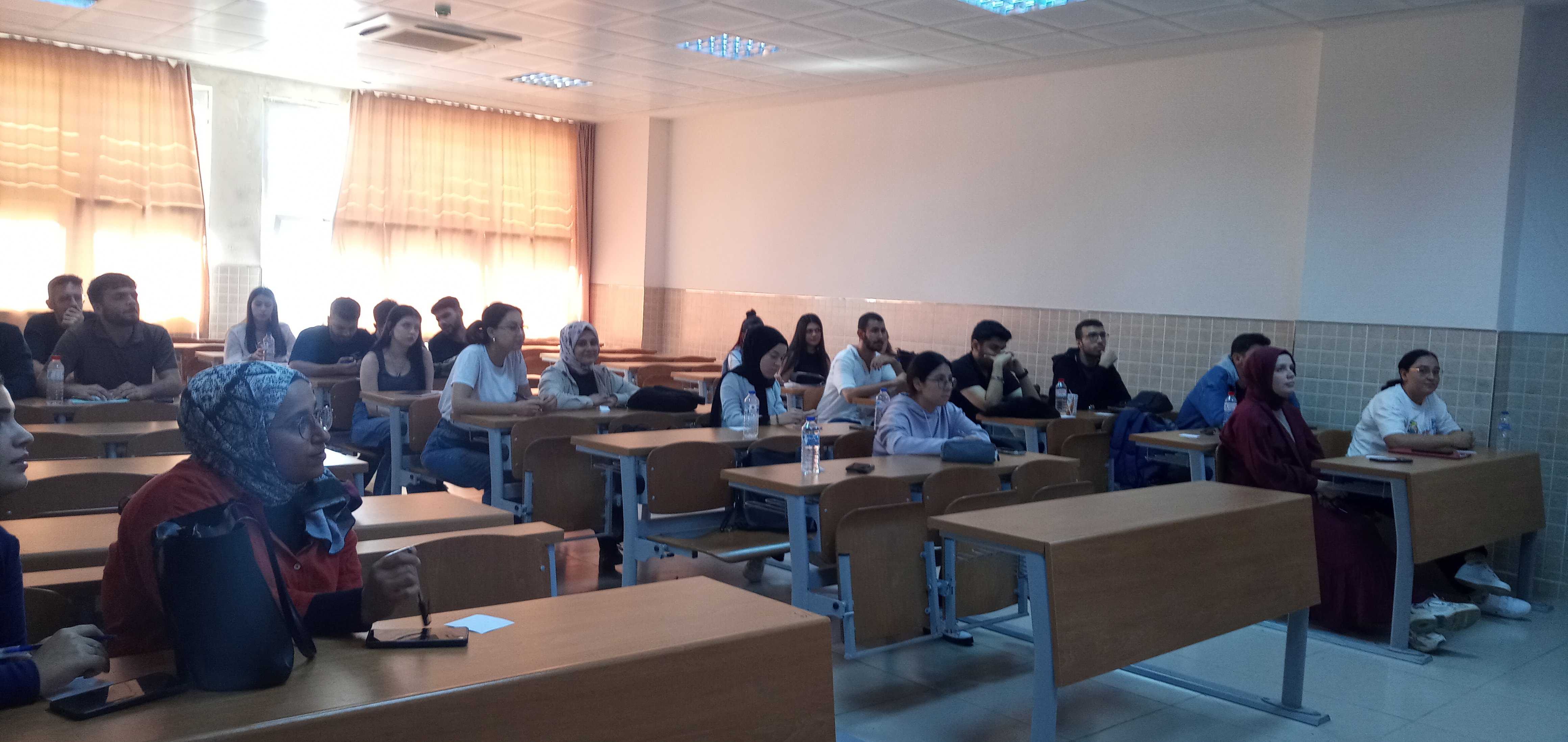 1. Sınıflar Akademik Danışmanlık Toplantısı Gerçekleştirildi