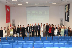 Üniversitemizde Öğretmenler Günü’ne Özel Konferans ve Şiir Dinletisi