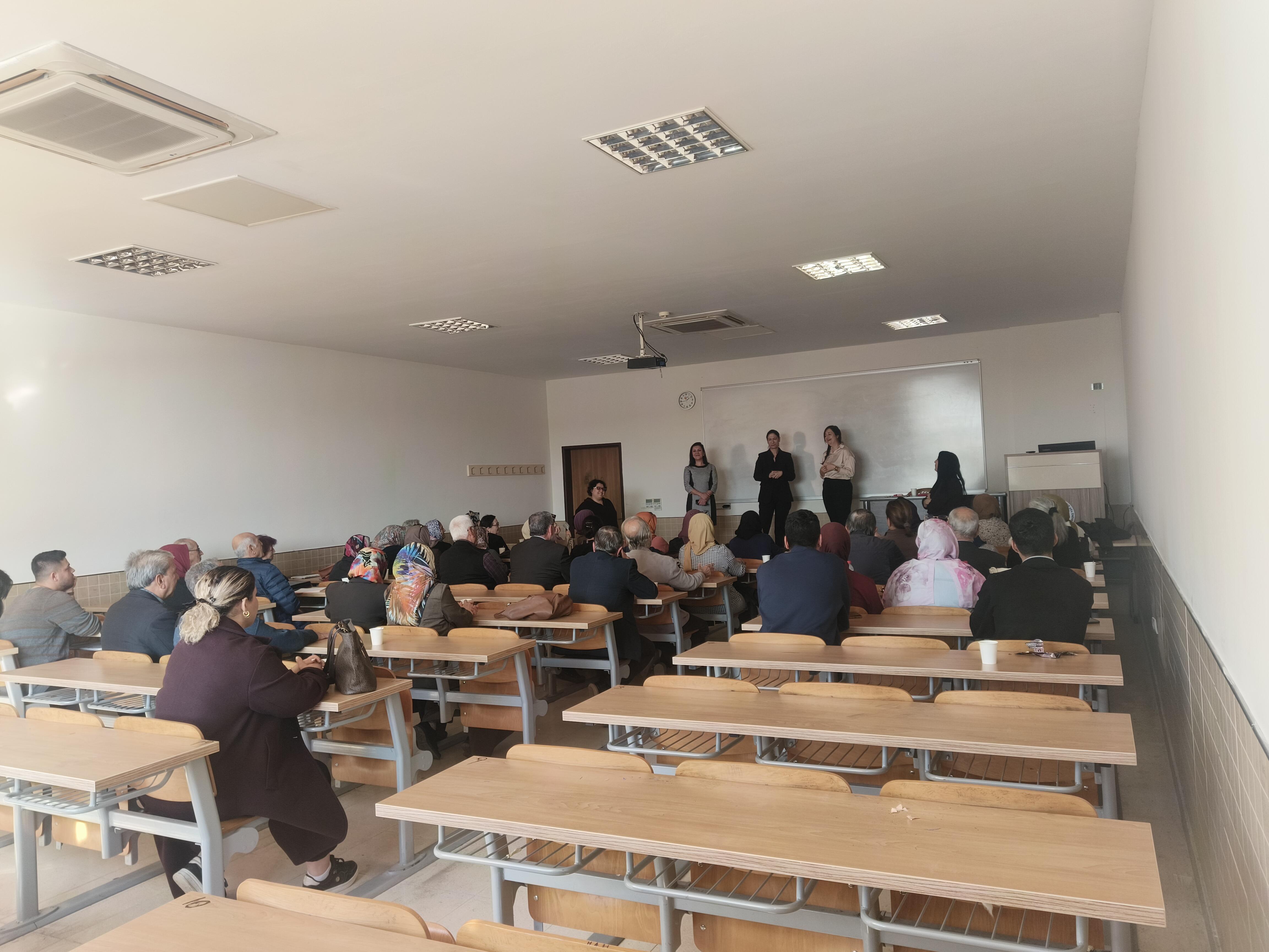 Tazelenme Üniversitesi Öğrencilerinden Fakültemize Ziyaret