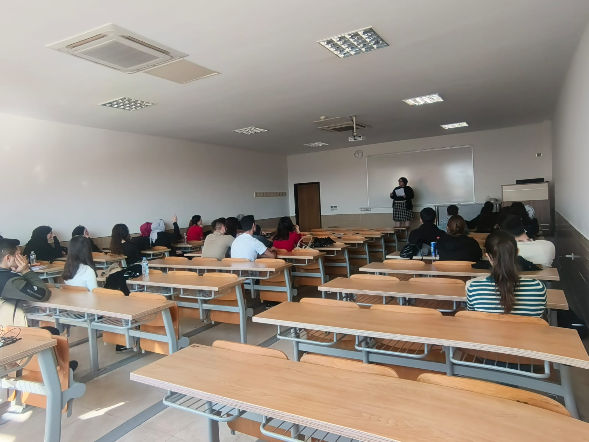 ARA SINAV SONRASI ÖĞRENCİ DEĞERLENDİRME TOPLANTILARI